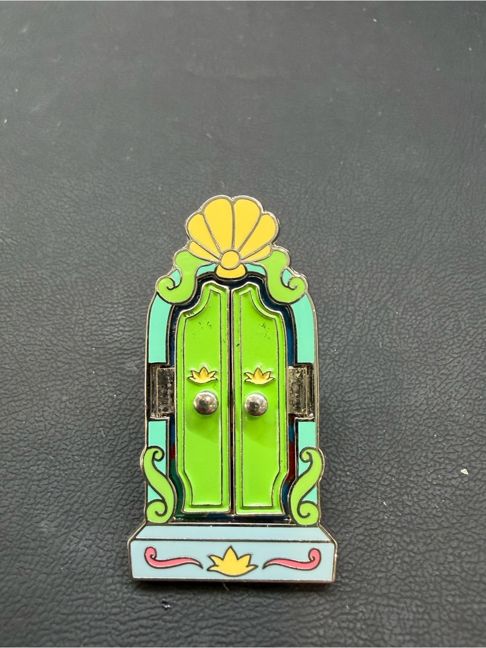 2002 Disney Green and Yellow Ariel Enamel Decorative Door Pin